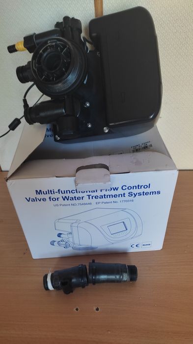 Автоматический клапан управления для системы очистки воды