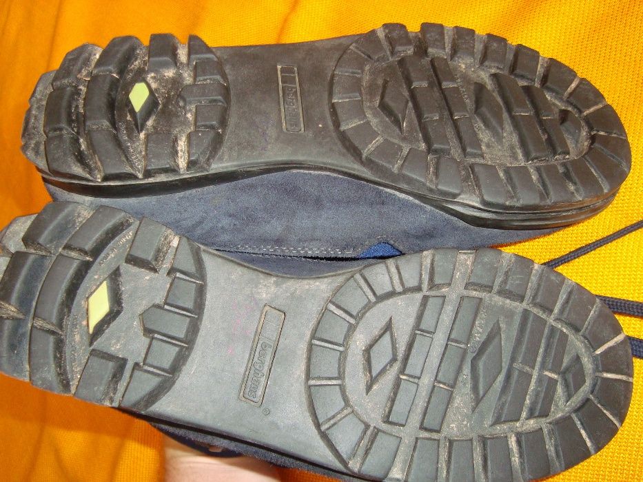 buty terkkingowe Berghaus Gore Tex roz 40-26 cm-Italia -Super