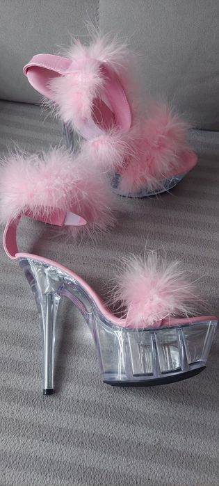Sandałki szpilki z futerkiem pole dance exotic