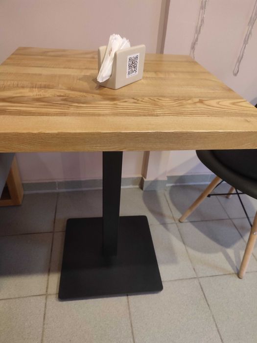 Продам три столи б/у ясен 60/60