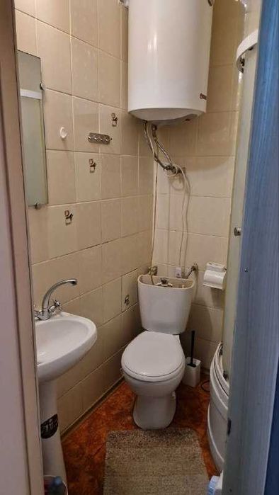 Сдам гостинку возле метро Метростроителей/Спортивная 4000