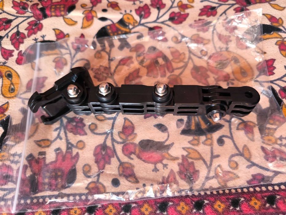 Крепление держатель екшн камер на мото шлем подбородок GoPro и других