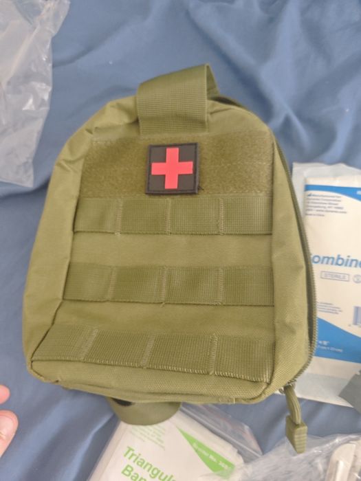 Аптечка з наповненням