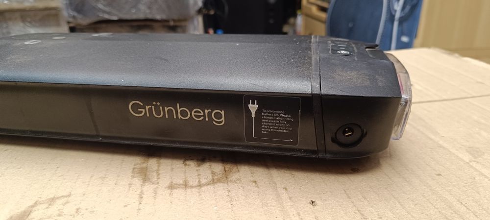 Батарея - з електровелосипеда LI-ON 36V -10.4Ah