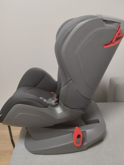 Avionaut Glider 9–25 kg – fotelik samochodowy dla dziecka, regulowany do spania