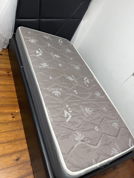 Vendo cama solteiro