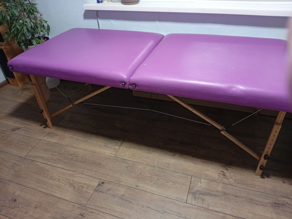 Продам массажный стол б/у