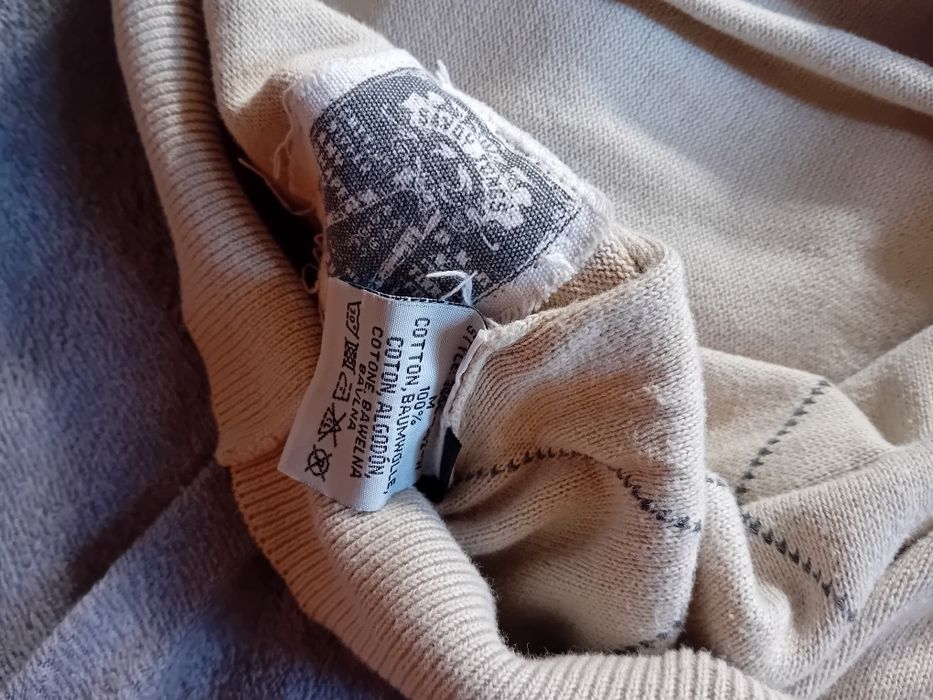 Sweter Blend . M