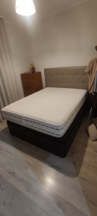 Sommier Casal 190*140 com colchão e cabeceira