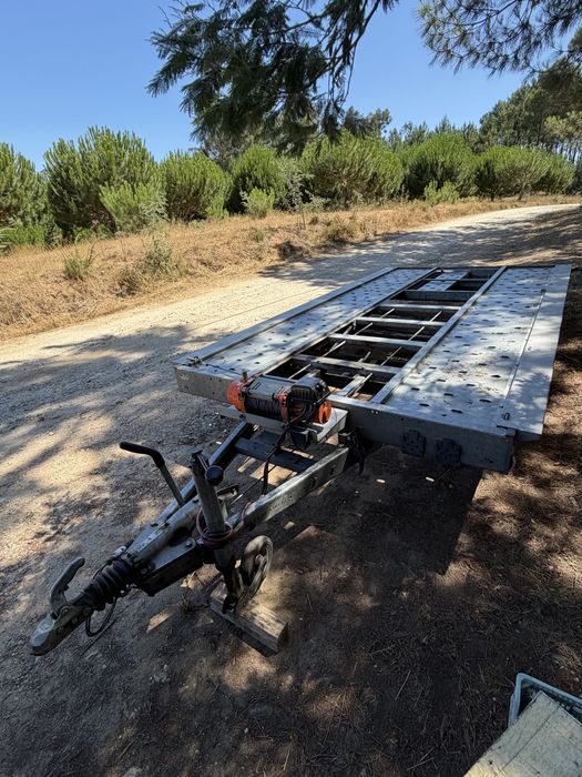 Reboque Porta carros 2700 kg
