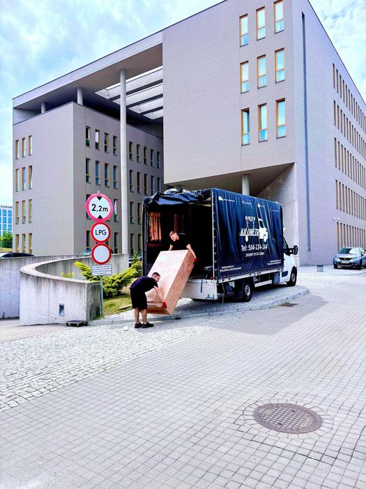 Przeprowadzki Zabrze - auta 4,9 m • pakowanie • montaż • utylizacja
