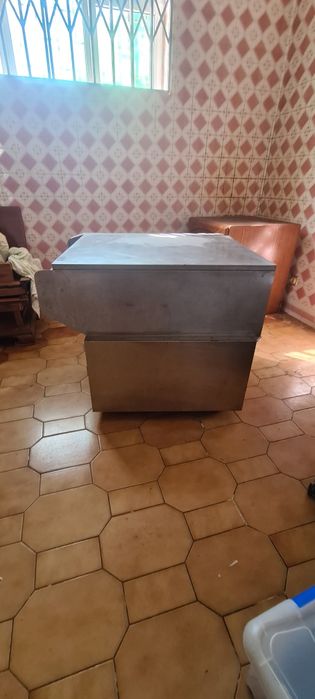 Banca em inox para restauração - talho