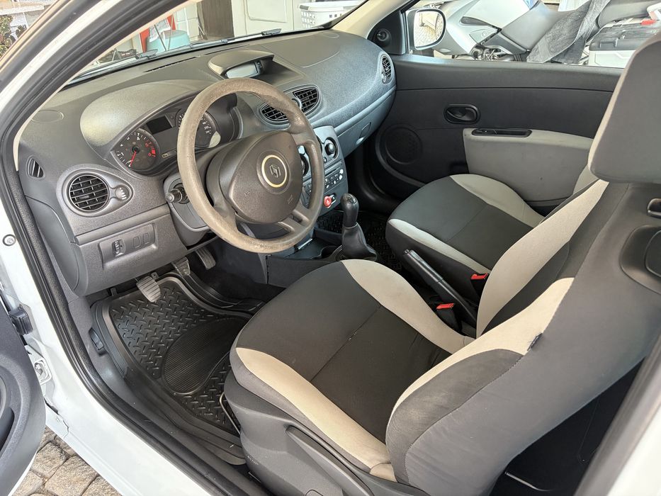 Renault clio 2010