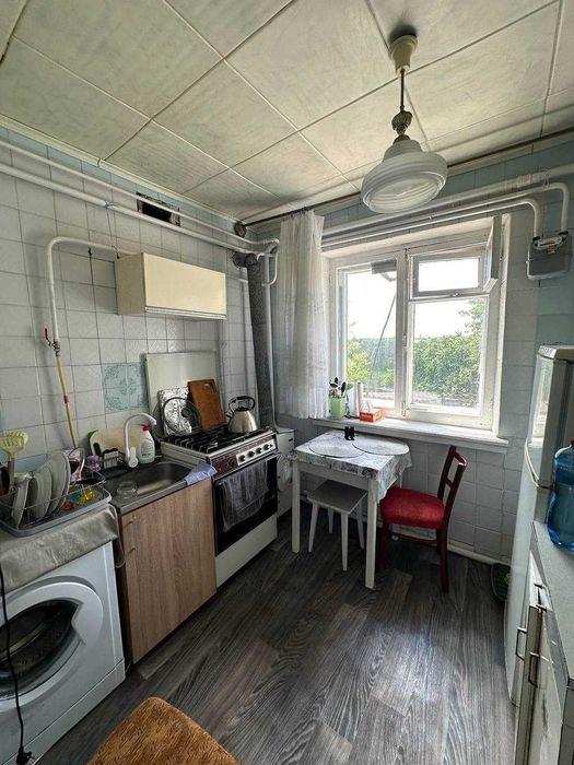 Продам 3-х комнатную квартиру в Доброславе