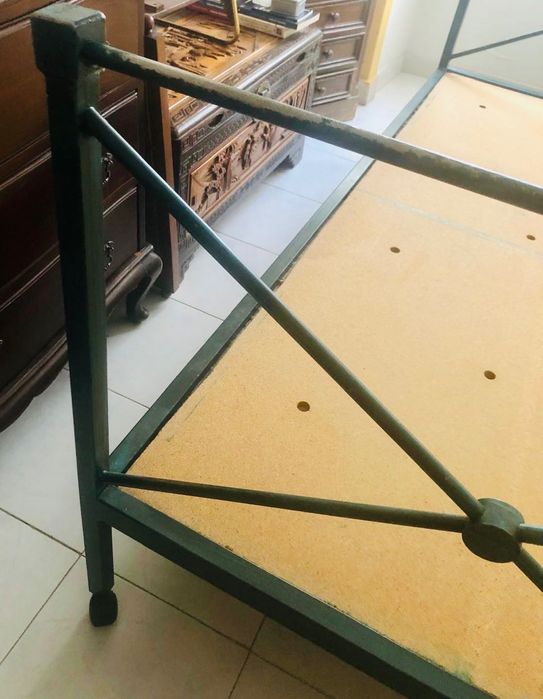 Cama de corpo e meio.