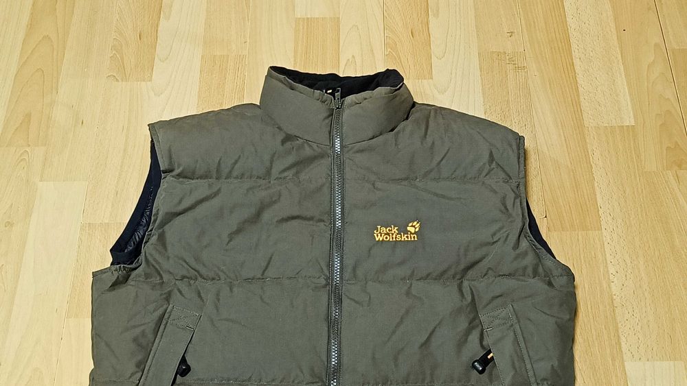 Męska kamizelka puchowa JACK WOLFSKIN r.S stan bardzo dobry