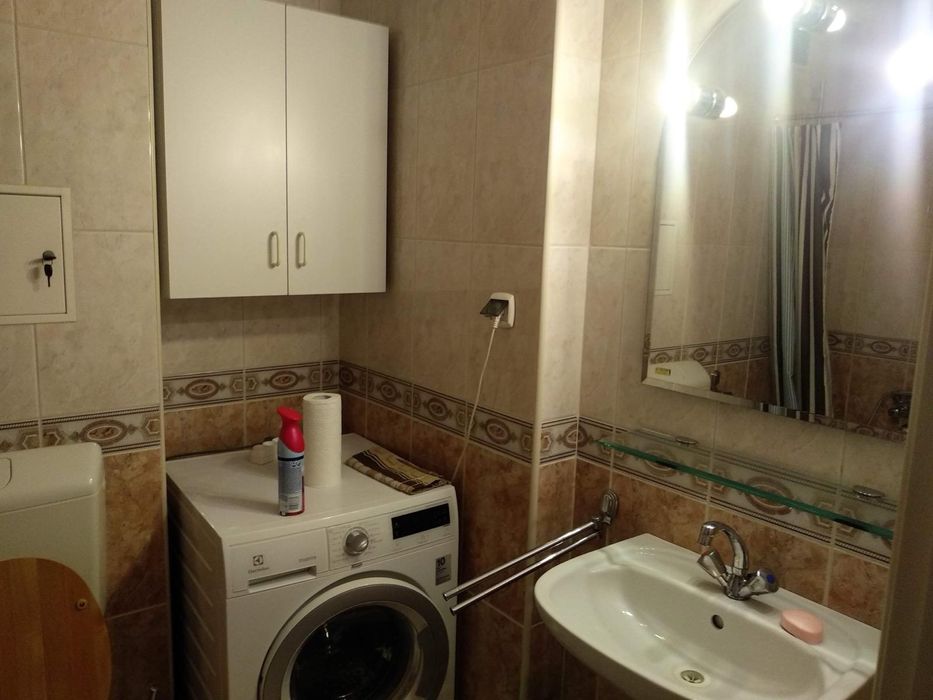 Pokój w mieszkaniu 2-pokojowym - Bronowice