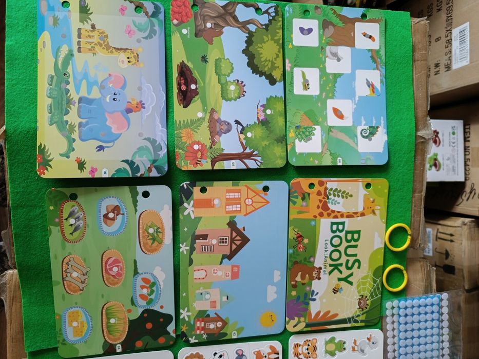 Розвиваюча книга з фетру з липучками бізібук бізіборд моя перша книжка