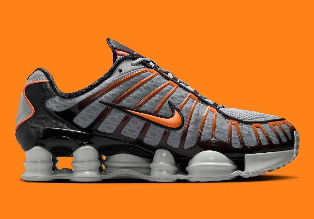 Оригінал! Кросівки Nike Shox TL AV3595-011 US 9 US 9.5