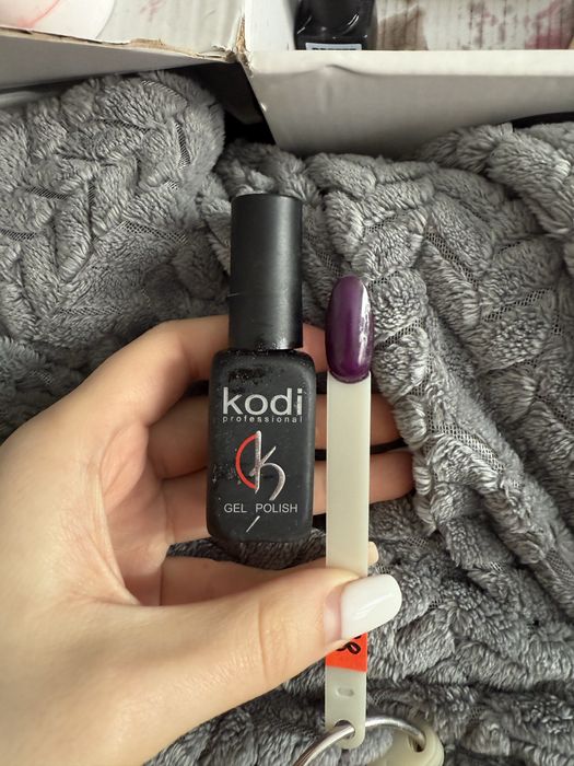 Продам багато гель лаків в наявності 23 шт