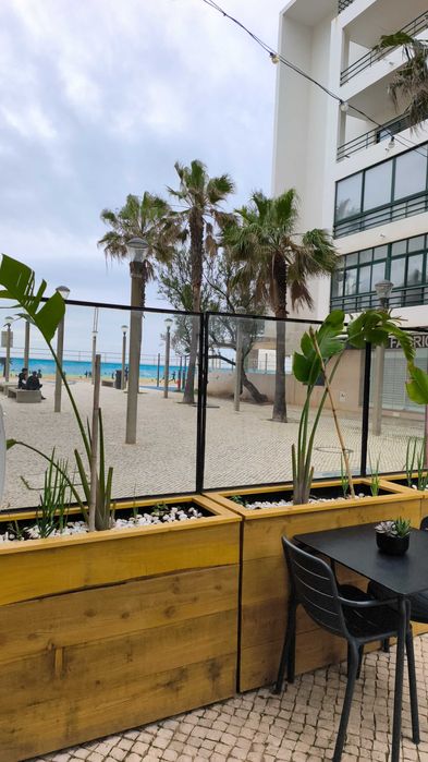 Restaurante frente á praia Quarteira