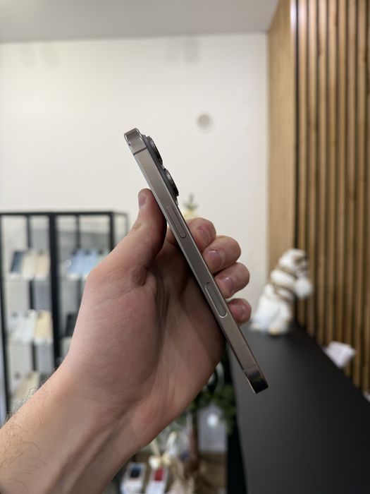 Telefon iPhonw 16 PRO 128GB Szary Apple Gwarancja iTrade