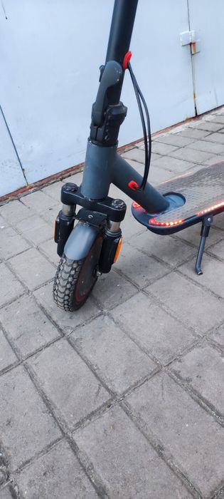Електро самокат giant