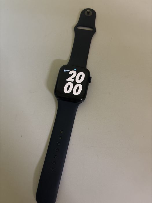 Apple Watch SE ( 2nd GEN) 44 mm GPS