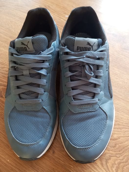 Продам кросівки чоловічі