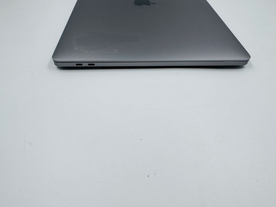 Apple Macbook Pro 16 2019 i9 32GB RAM 1TB SSD AMD 4GB IL6859