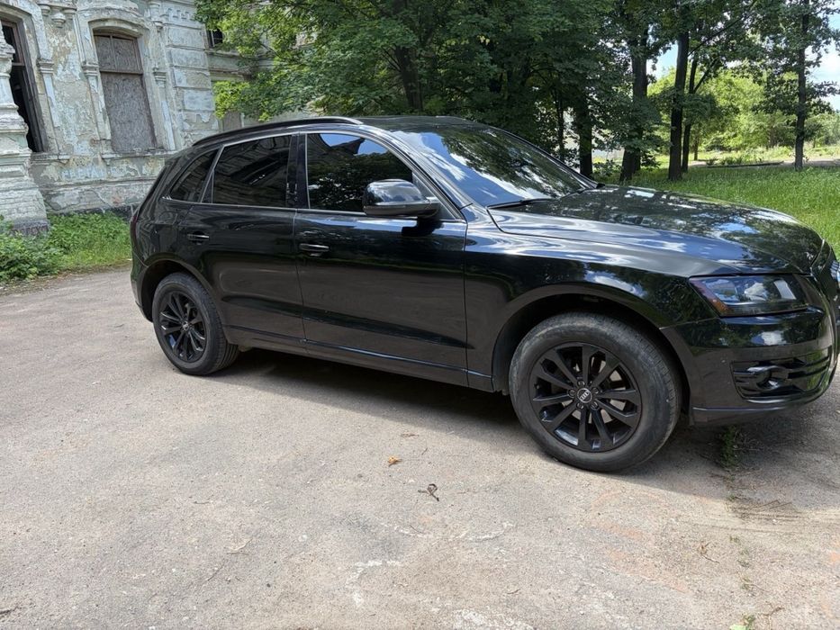 Audi Q5 2011 VIN WA1CFAFP1BA083824 фото оголошення 3 з 7