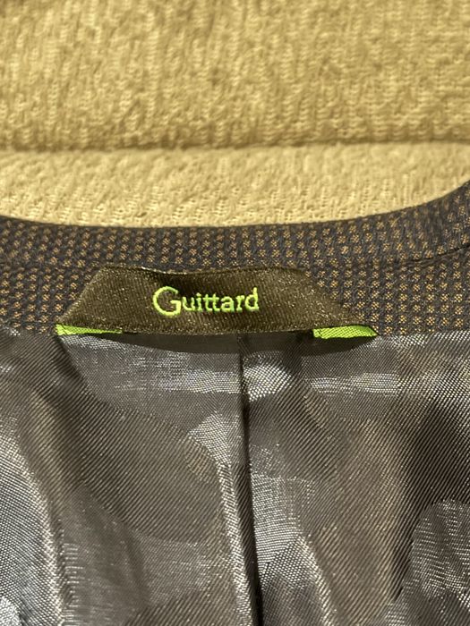 Elegancki garnitur Guittard