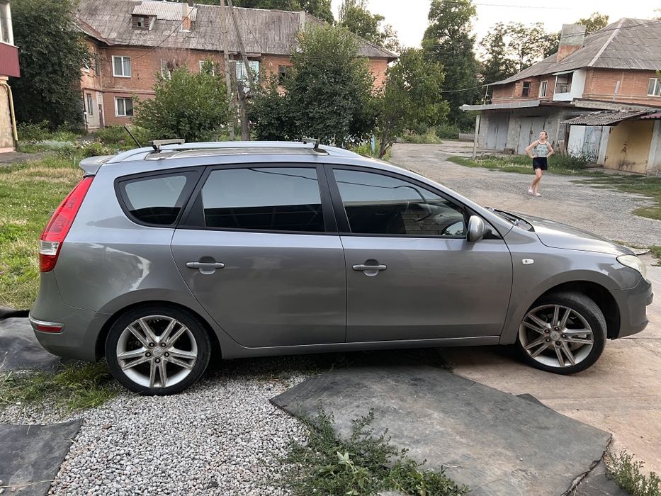 Хундай Елантра Туринг, ай 30