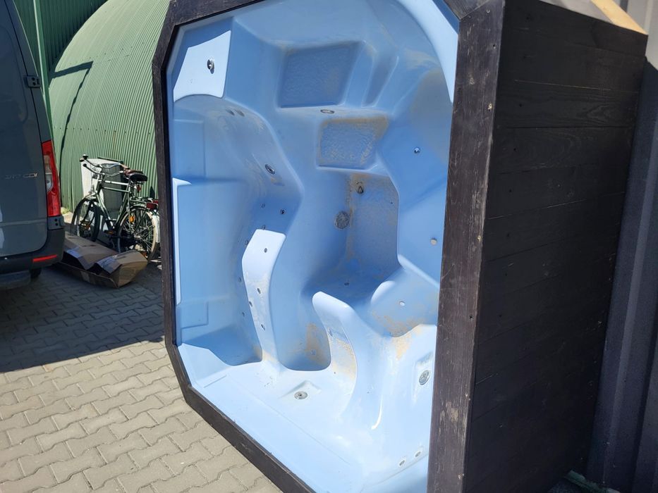 Jacuzzi zewnętrzne