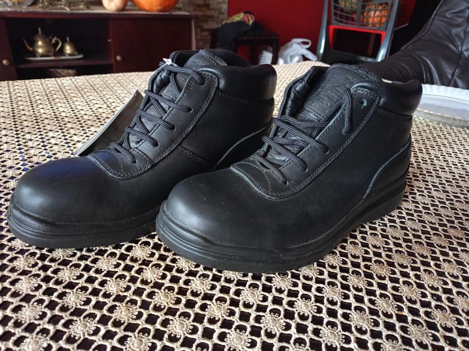 Włoskie buty robocze Jolly 37