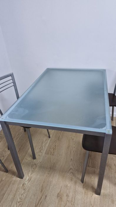 Mesa cozinha com 4 cadeiras