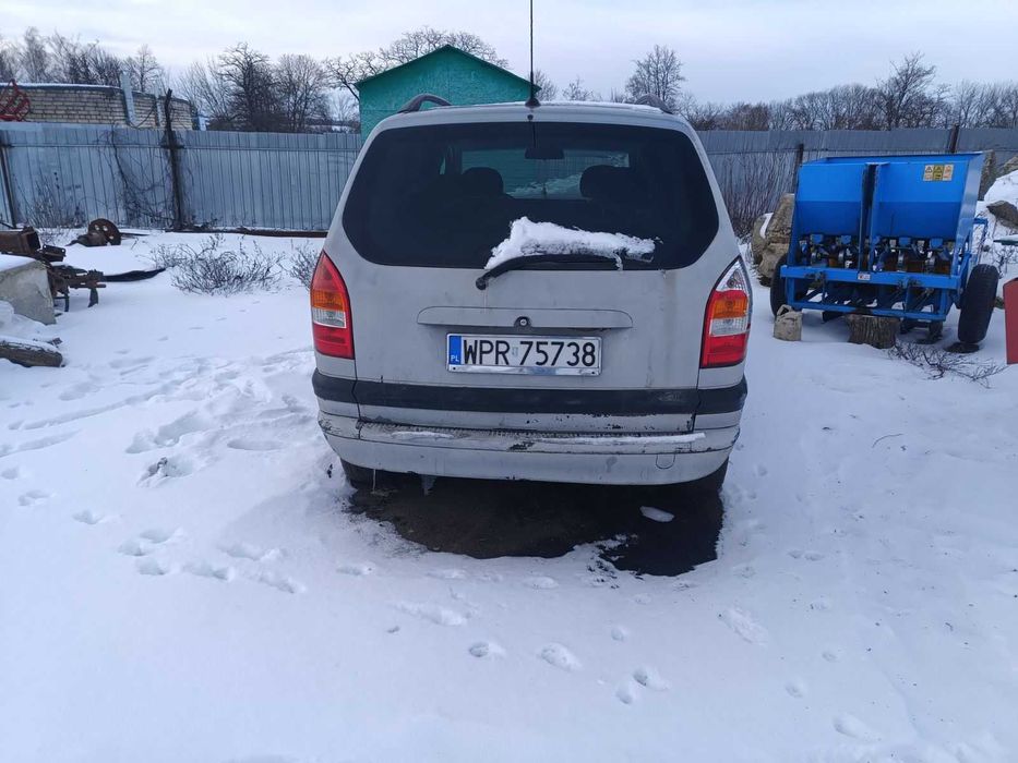 Opel Zafira 2004 года