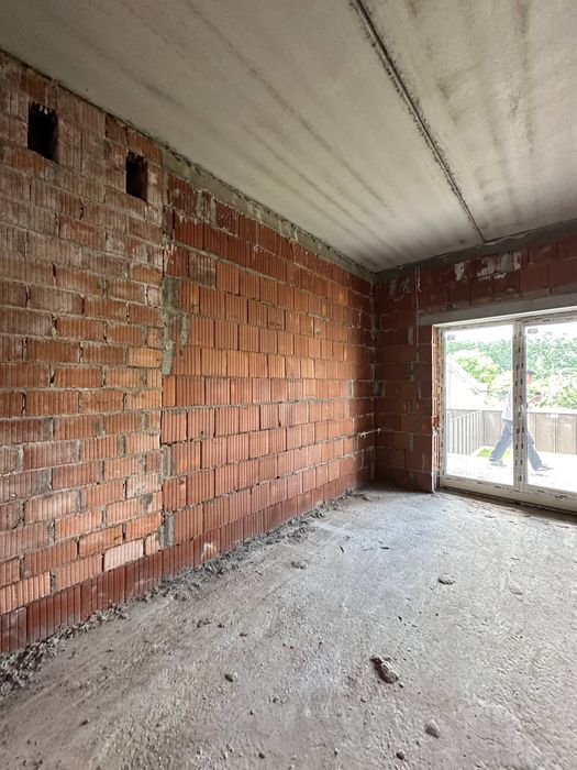 Газифікований дуплекс в центрі Бучі | якісне будівництво | тераса та балкон - View 6
