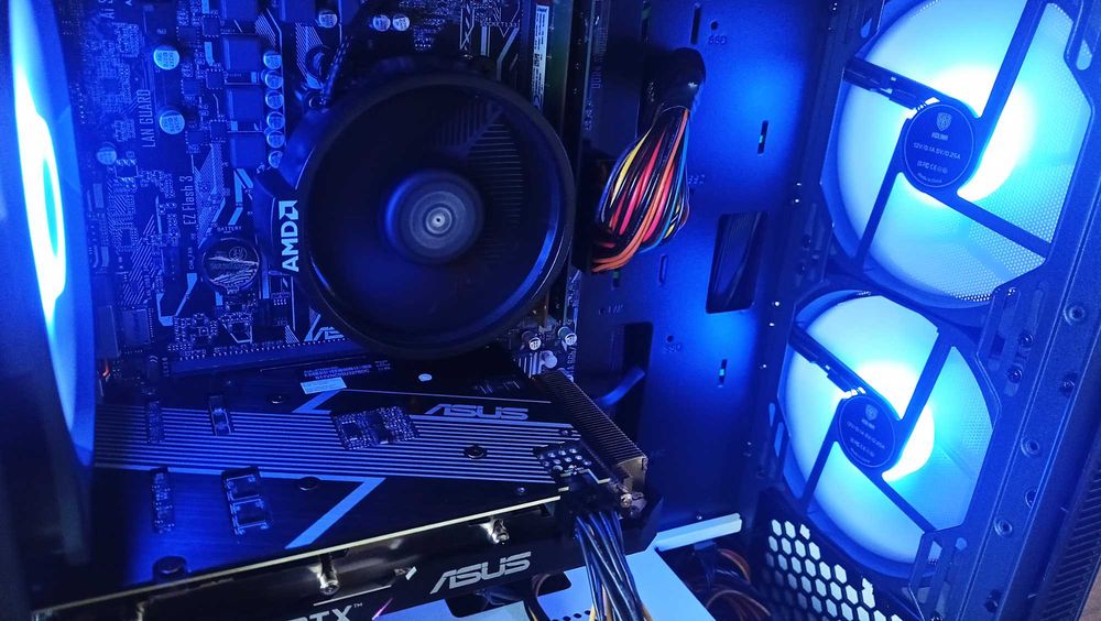 Komputer Gamingowy Ryzen5 5600 | RTX 3050 8GB | 16GB DDR4 | NVMe + HDD | RGB LED