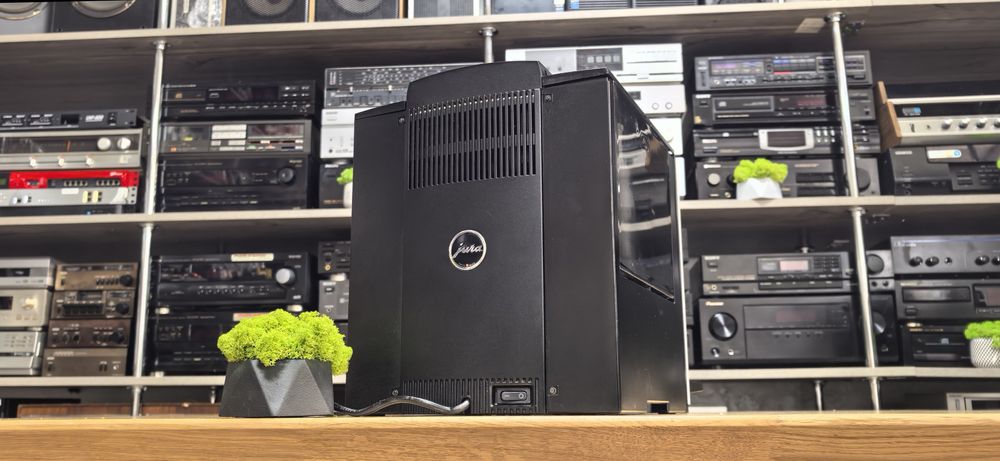 Кавова машина Jura Impressa F70