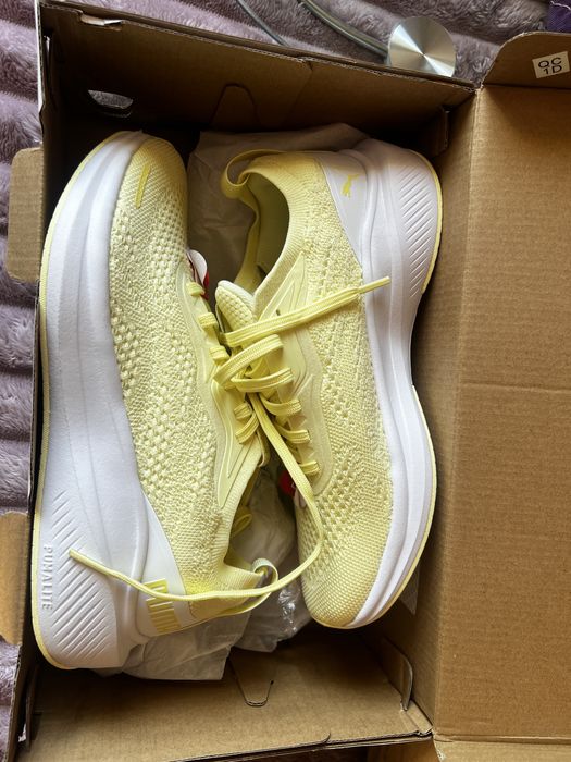 Кросівки нові Puma р 40