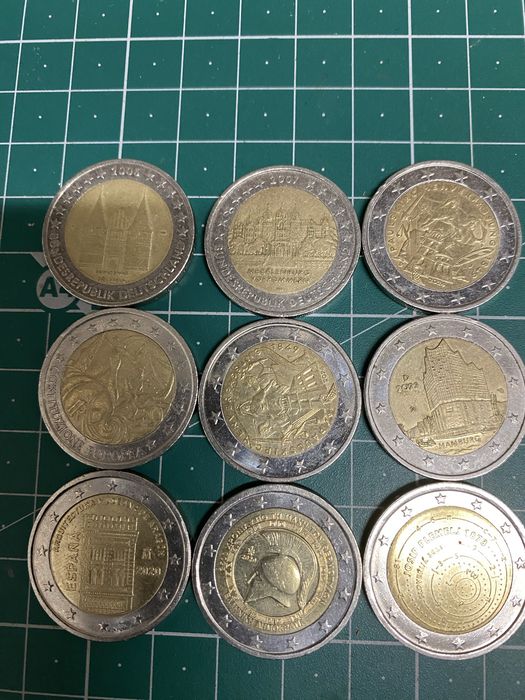 Moedas de 2 euros para troca