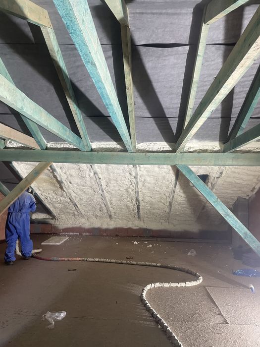 Ocieplanie pianą PUR / Pianowanie poddaszy, izolacje piana pur