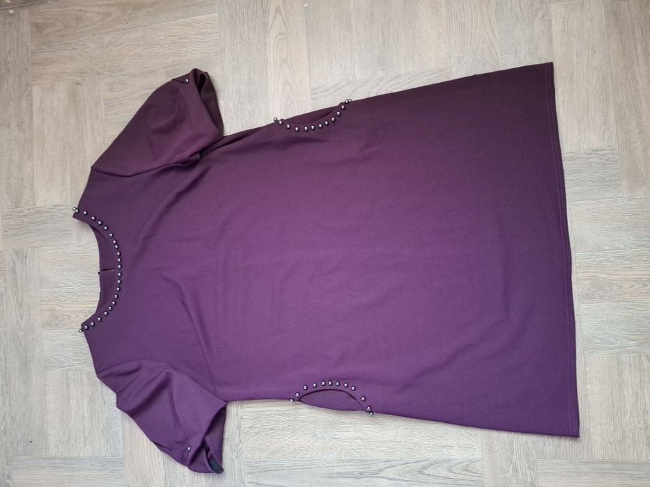 Сукня розміру 52