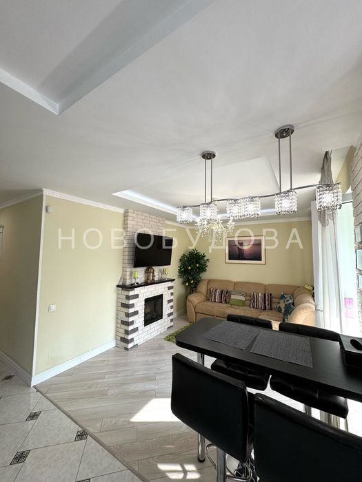 Сучасна 2 х кімнатна квартира. Центр міста Суми