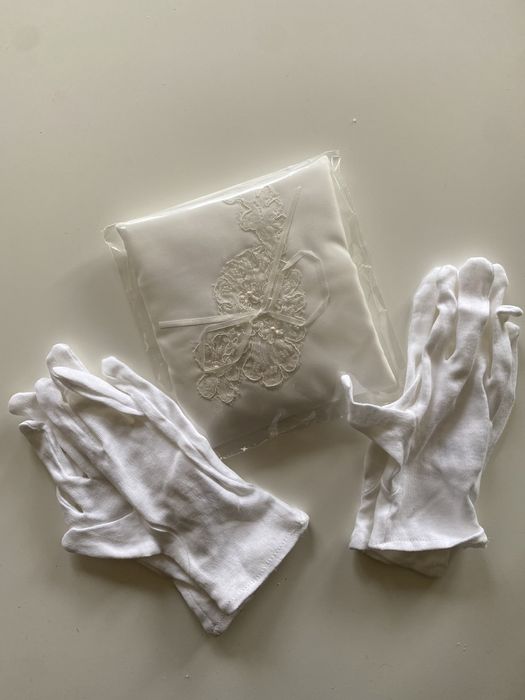 Nowa Poduszka na obrączki i 2 pary rekawiczek