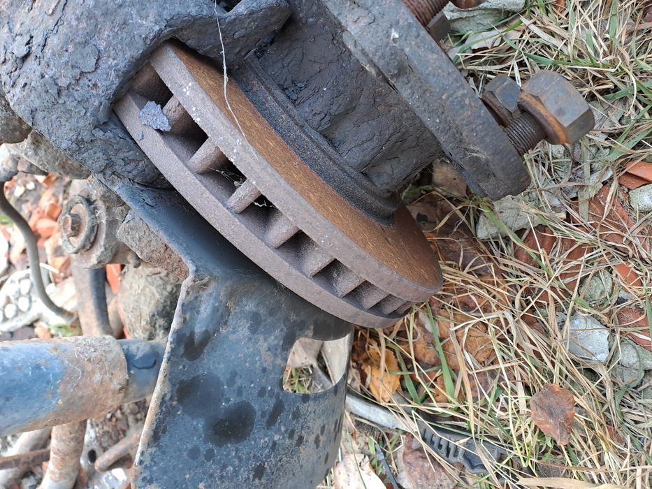 Дискові тормоза на Богдан,Отаман ISUZU NQR