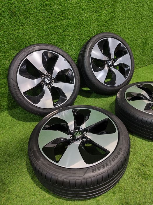 Нові‼️VW ID3•Q3•Tiguan•R20•GOODYEAR •215/45/R20•Літні Колеса  Шини з Дисками