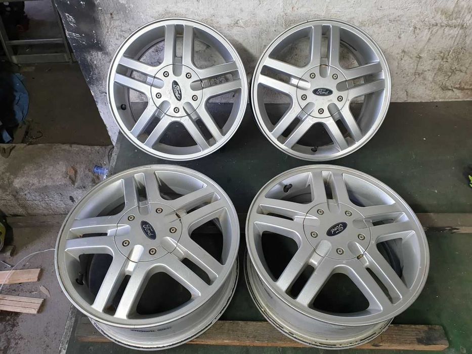 Felgi aluminiowe Ford R15 4x108 6JX15 ET 52,5 centr 63,3mm