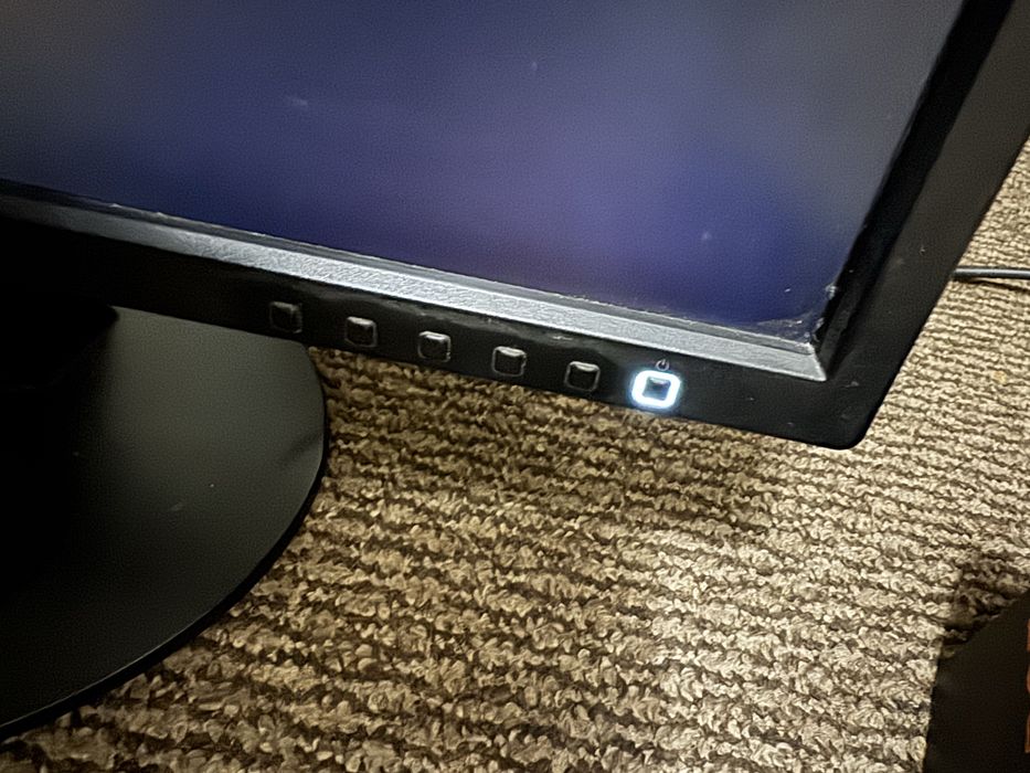 Монітор LG Flatron W2246SW 60 HZ